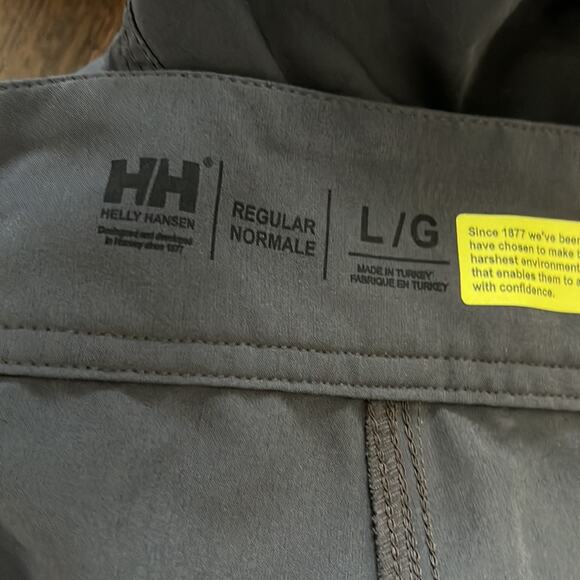 Helly Hansen Gray Active Hybrid Shorts Women's Large - Picture 6 of 8
